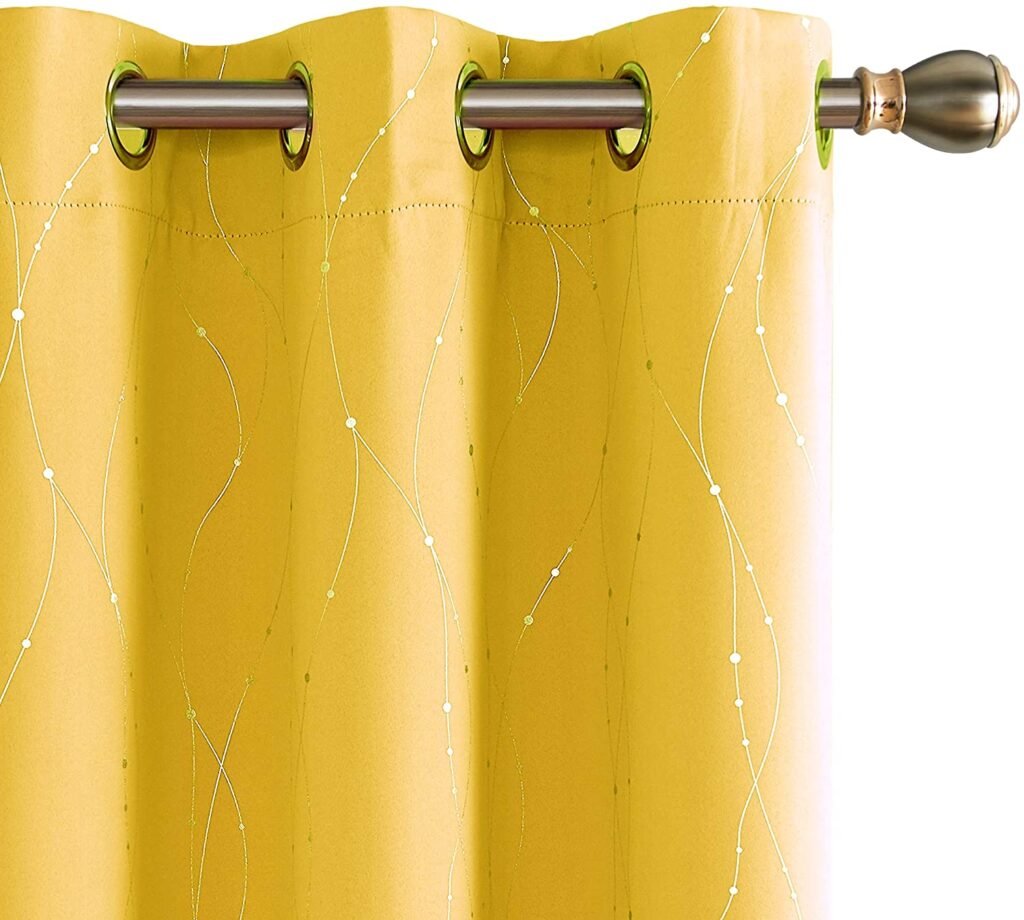 Silver Wave Line and Dots Pattern